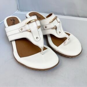 Sofft thong heel sandals block heels size 7.5